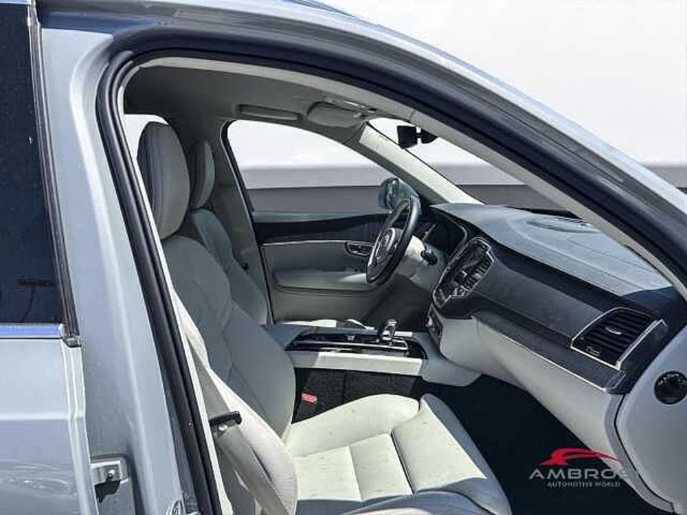 Volvo XC90 usata a Perugia (11)