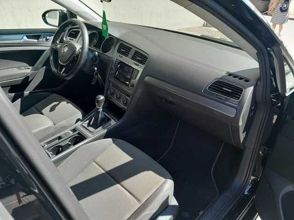 Volkswagen Golf usata a Genova (8)