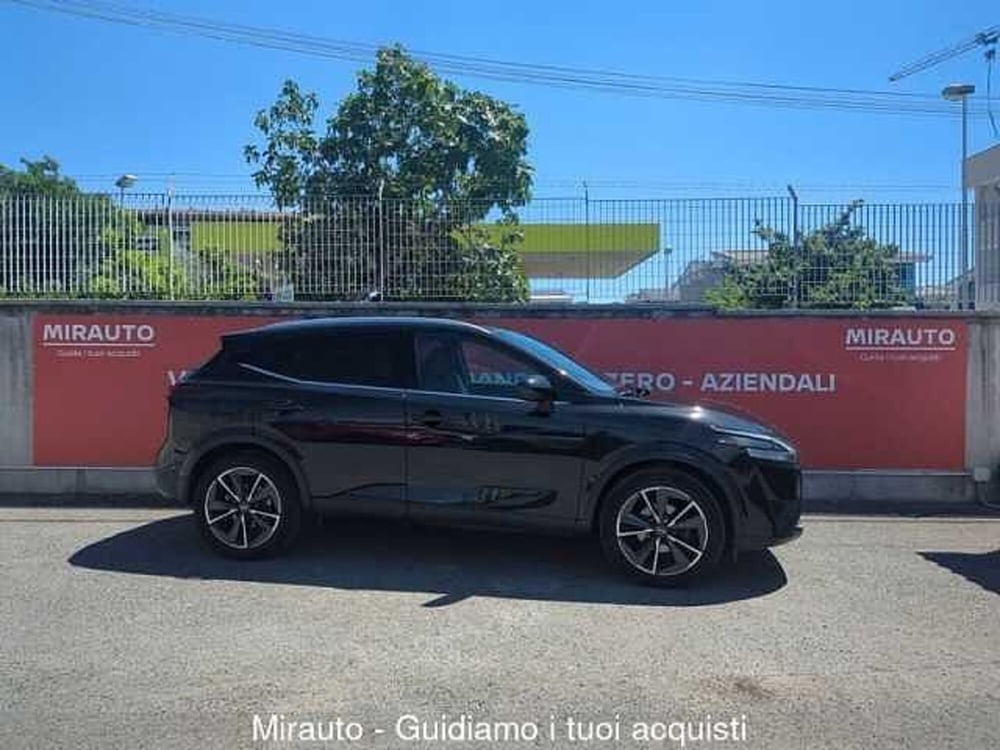 Nissan Qashqai usata a Roma