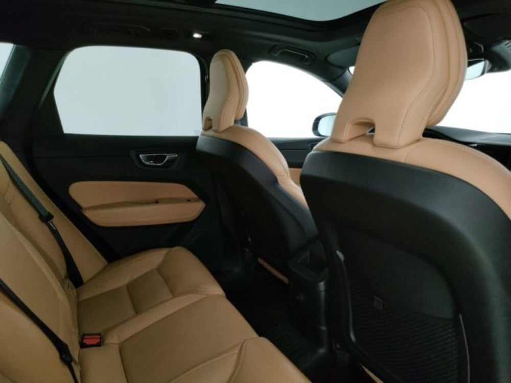 Volvo XC60 usata a Modena (11)