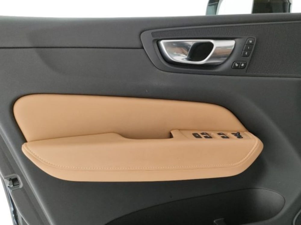 Volvo XC60 usata a Modena (8)
