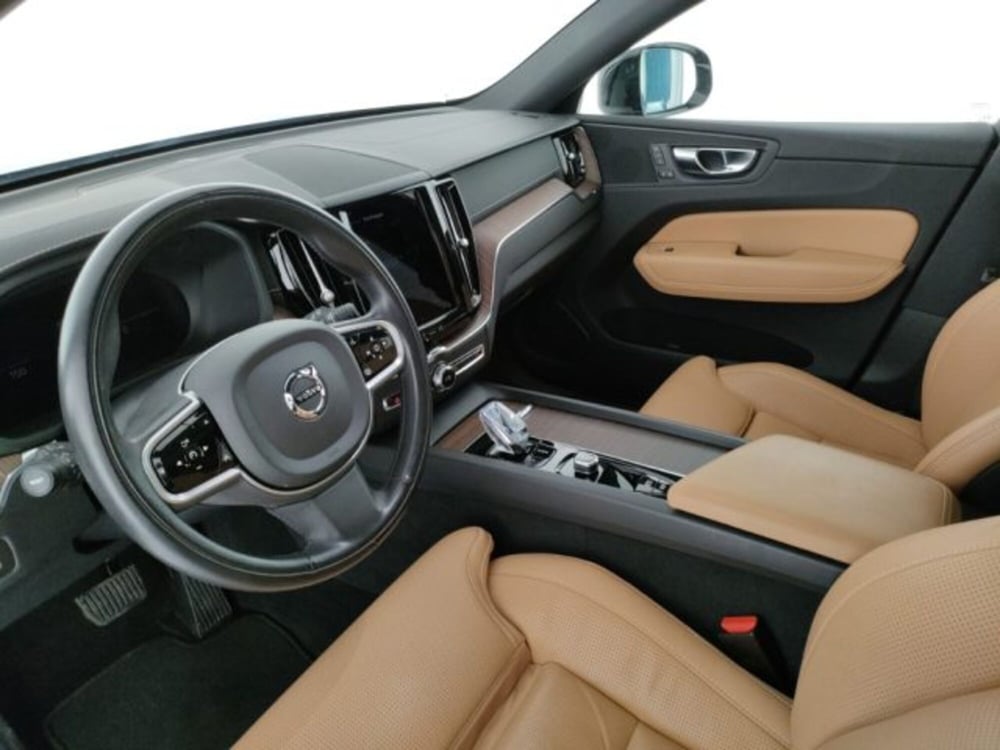 Volvo XC60 usata a Modena (9)