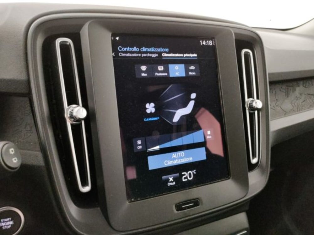 Volvo XC40 usata a Modena (16)