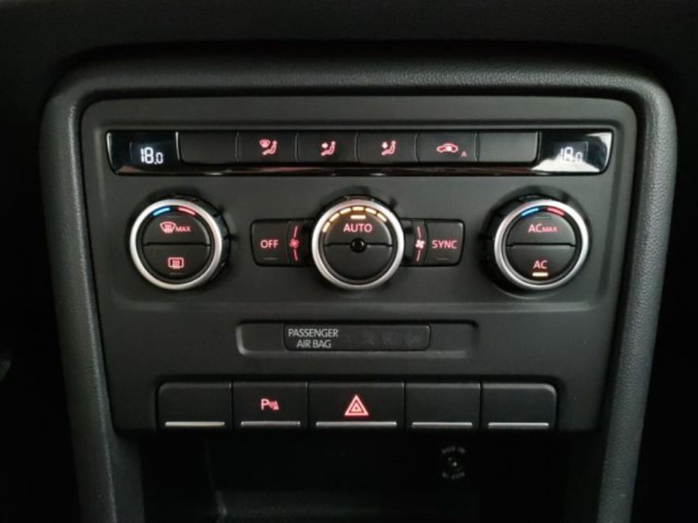 Volkswagen Maggiolino usata a Modena (19)