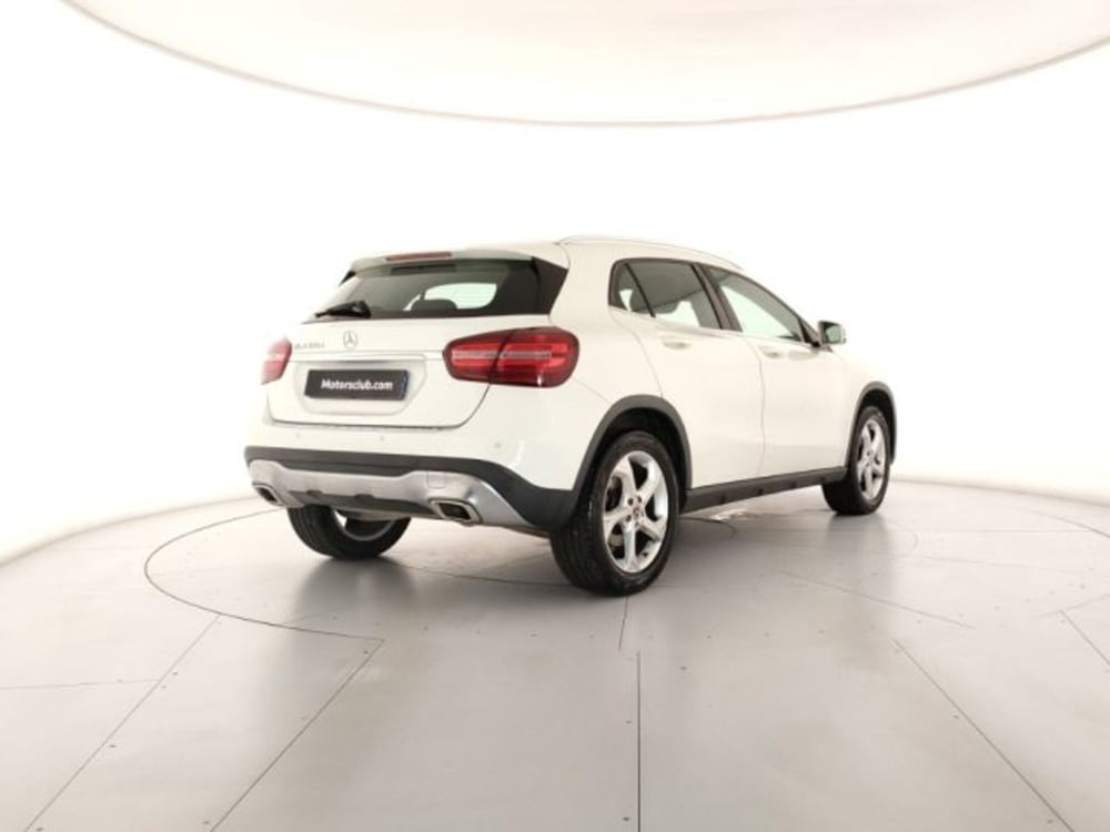 Mercedes-Benz GLA SUV usata a Modena (6)