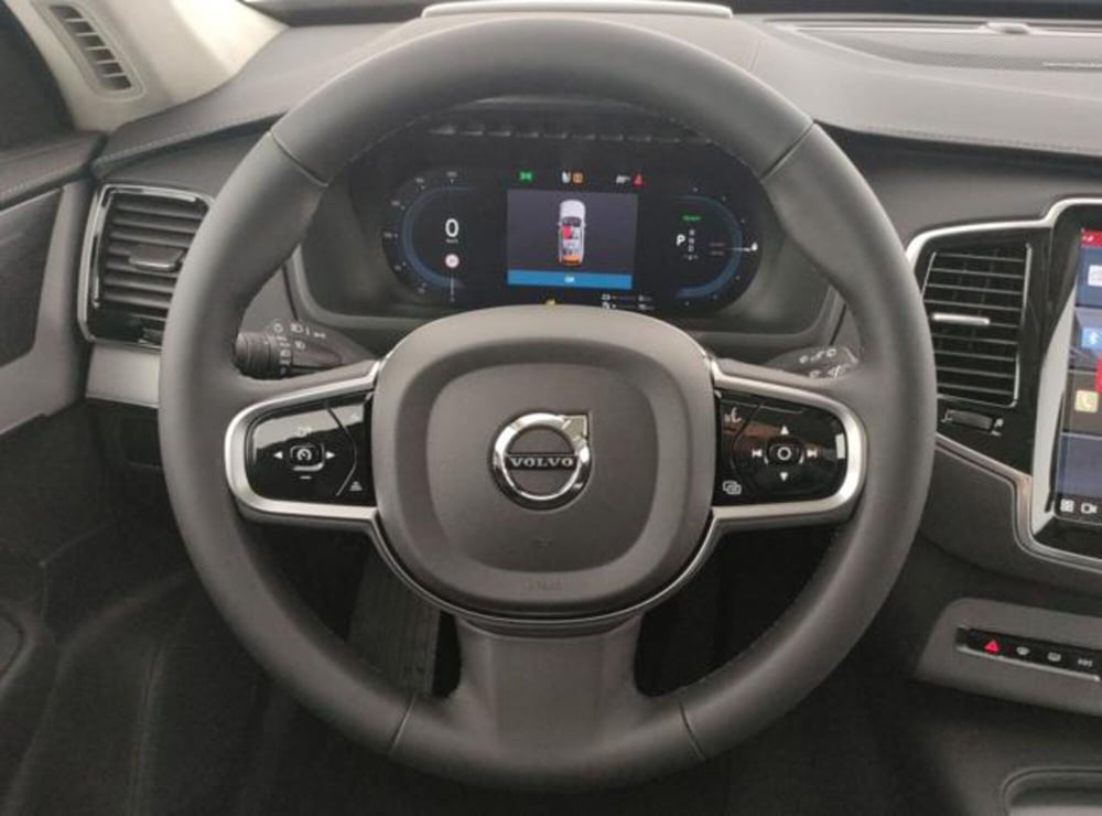 Volvo XC90 nuova a Modena (20)