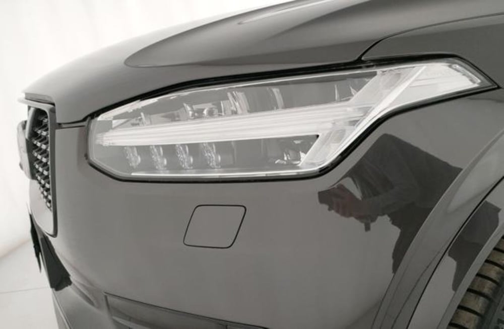Volvo XC90 nuova a Modena (9)