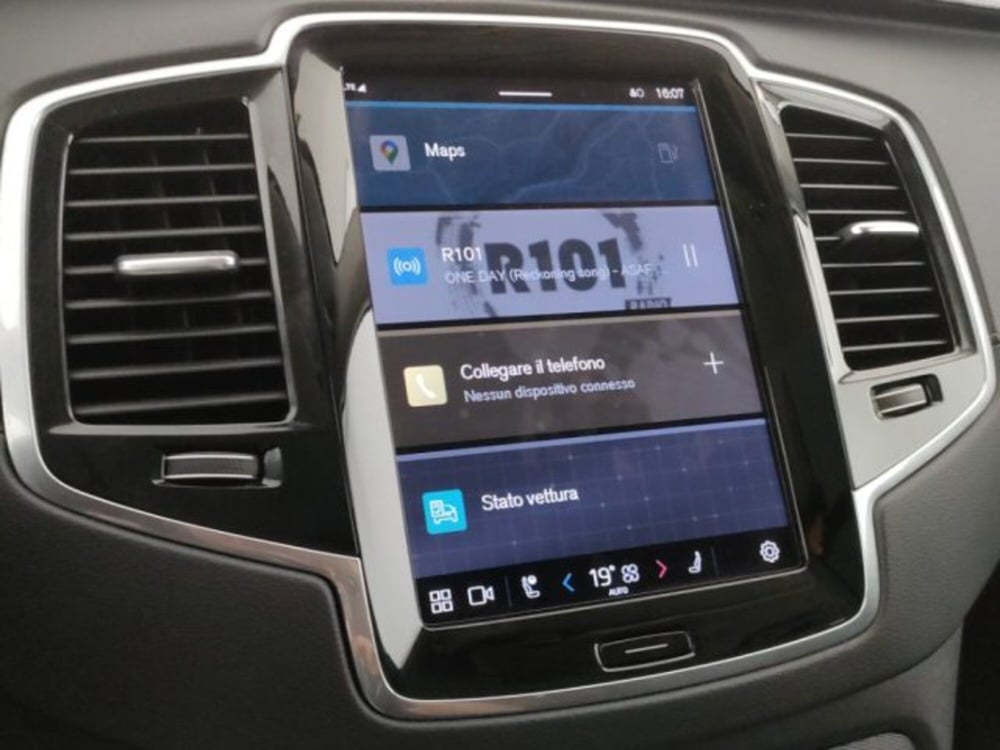 Volvo XC90 usata a Modena (16)