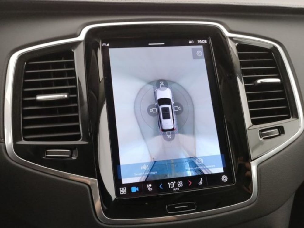 Volvo XC90 usata a Modena (19)