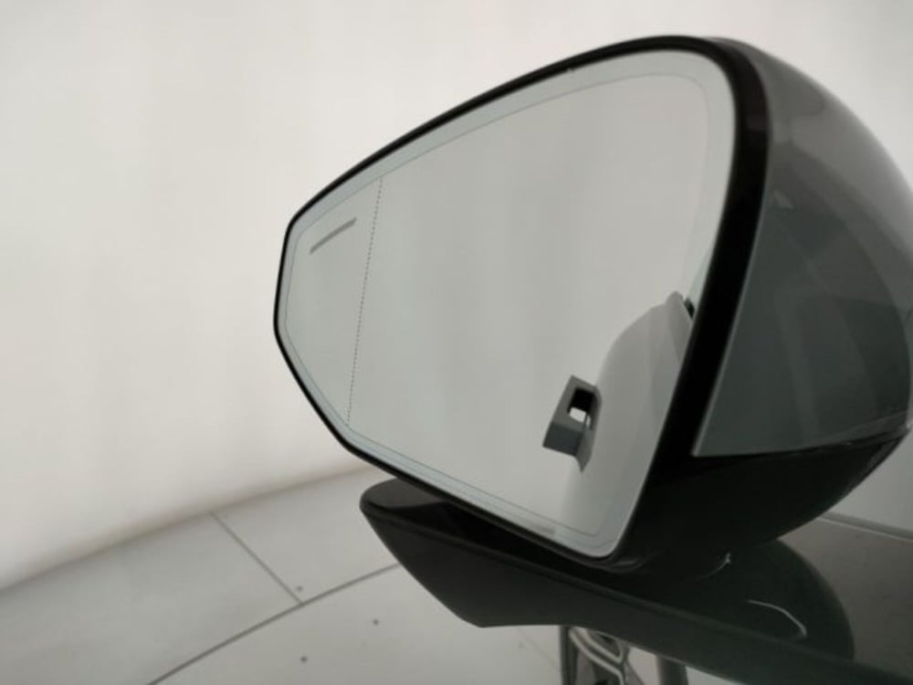 Polestar Polestar 4 nuova a Modena (12)