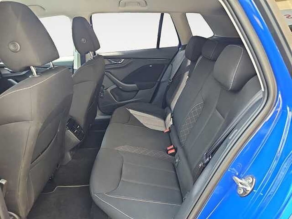 Skoda Kamiq usata a Lecco (13)