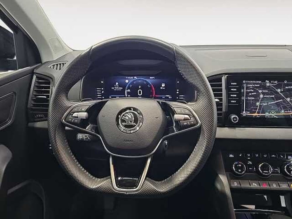 Skoda Karoq usata a Lecco (11)