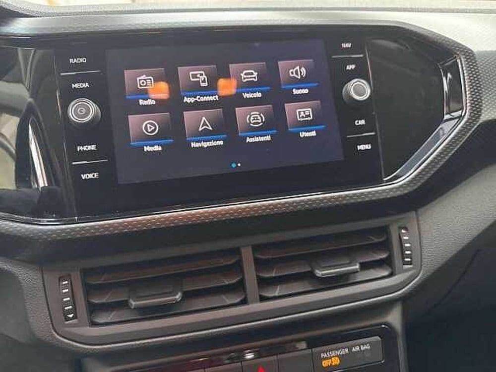Volkswagen T-Cross usata a Napoli (18)