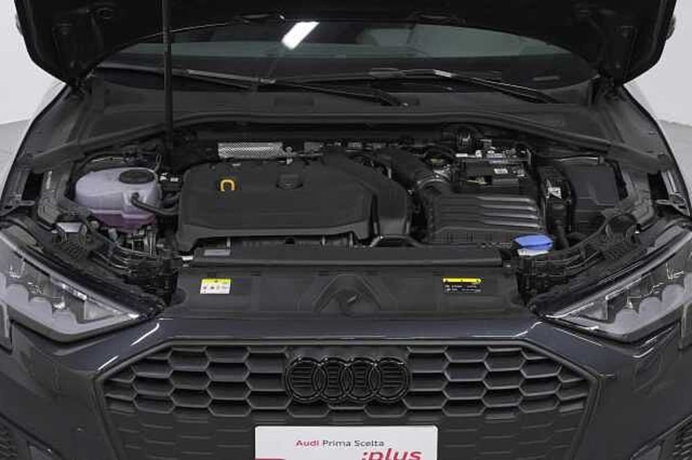 Audi A3 Sportback usata a Como (11)