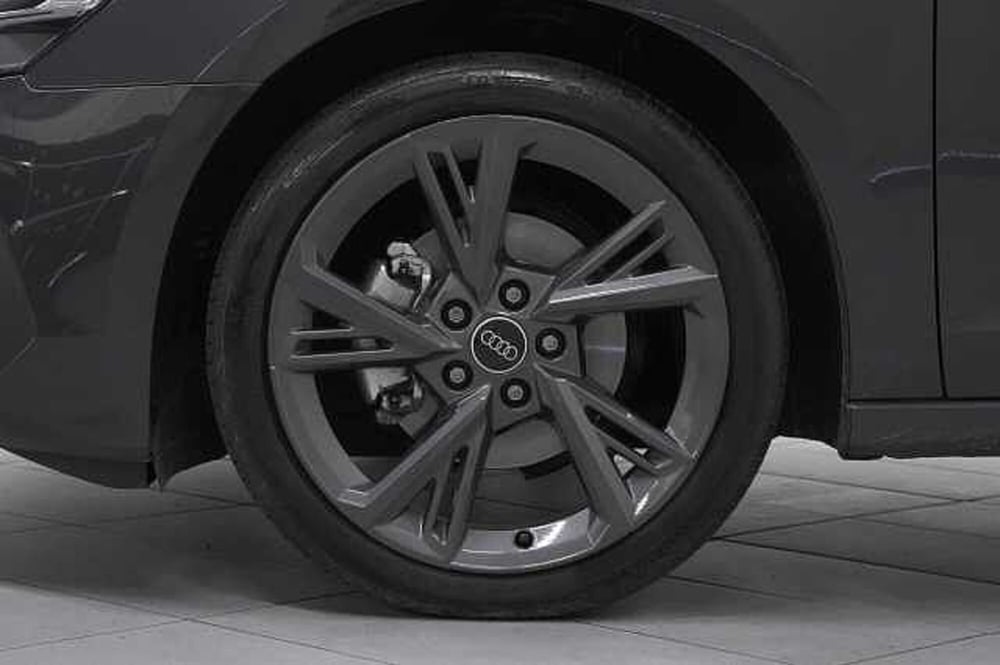 Audi A3 Sportback usata a Como (12)