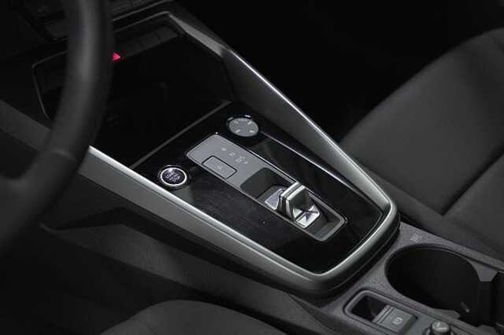 Audi A3 Sportback usata a Como (18)