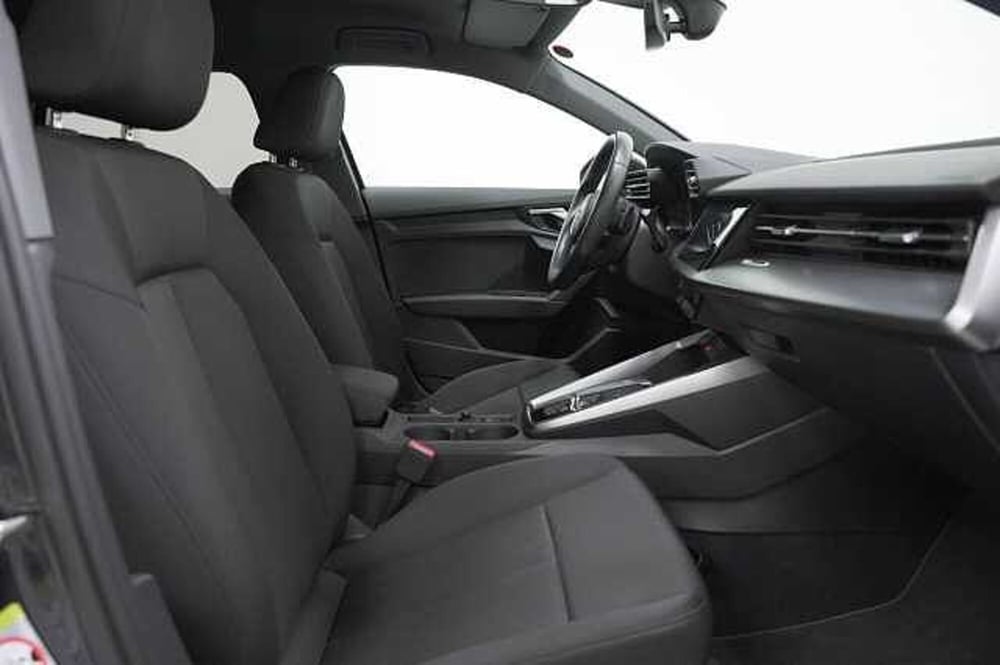 Audi A3 Sportback usata a Como (8)