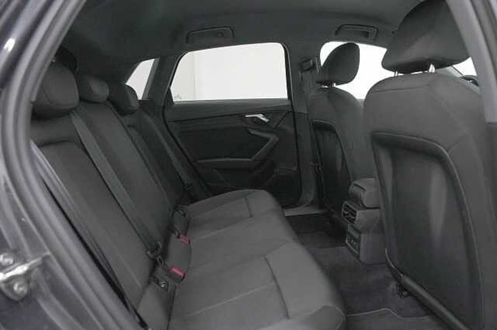 Audi A3 Sportback usata a Como (9)