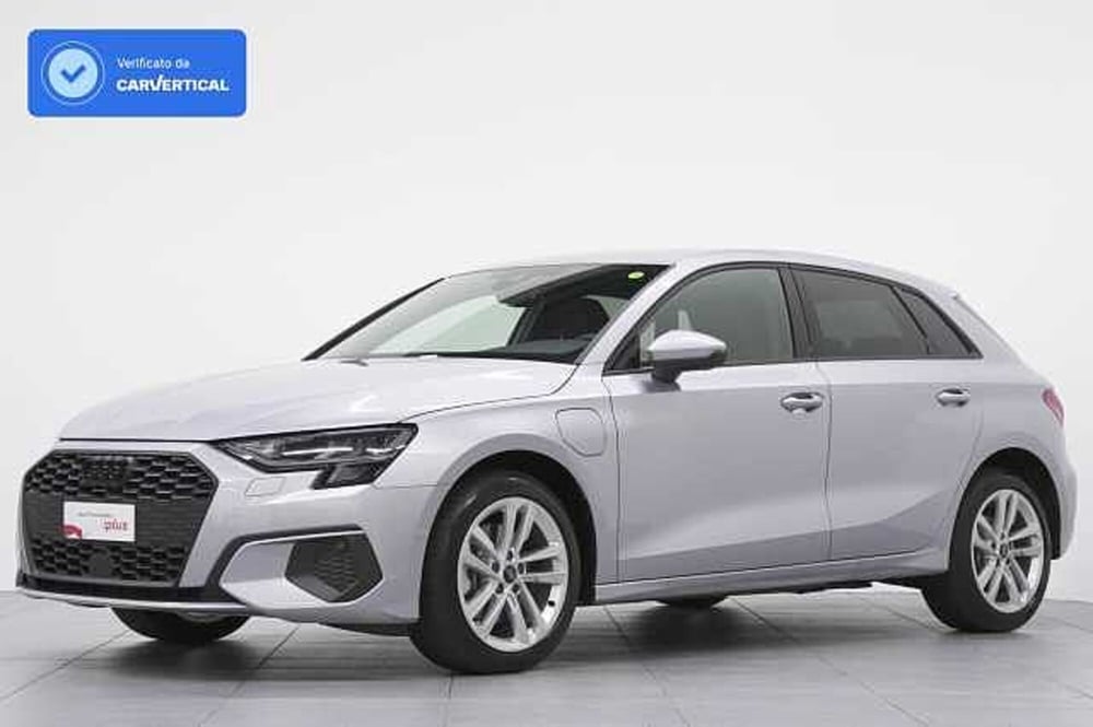 Audi A3 Sportback nuova a Como