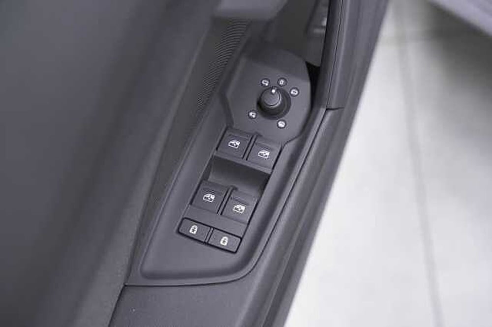 Audi A3 Sportback nuova a Como (16)