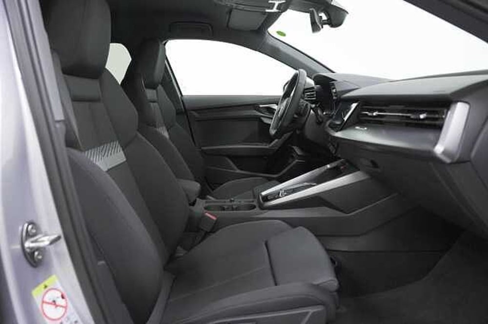 Audi A3 Sportback nuova a Como (8)