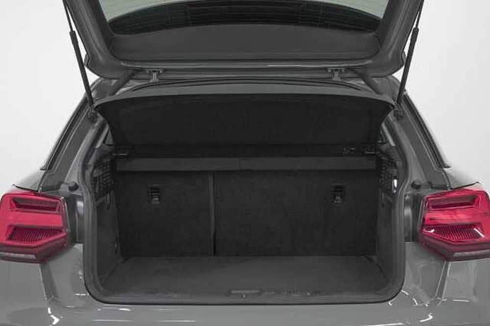 Audi Q2 usata a Como (10)