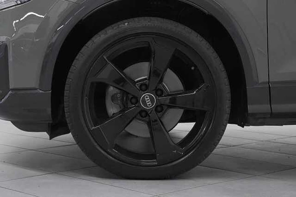 Audi Q2 usata a Como (12)