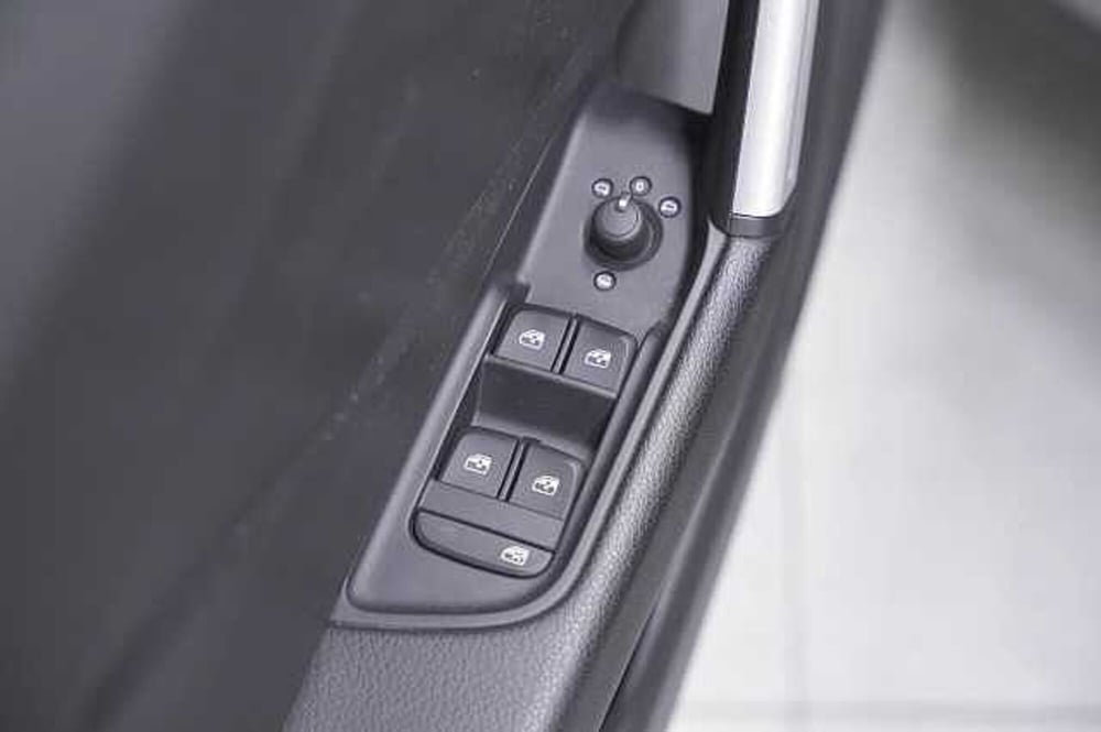 Audi Q2 usata a Como (17)