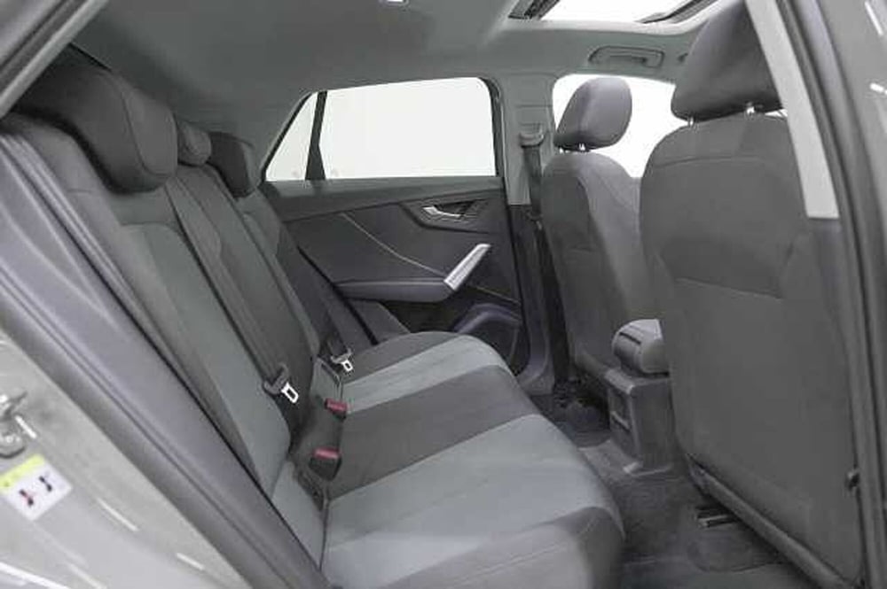 Audi Q2 usata a Como (9)