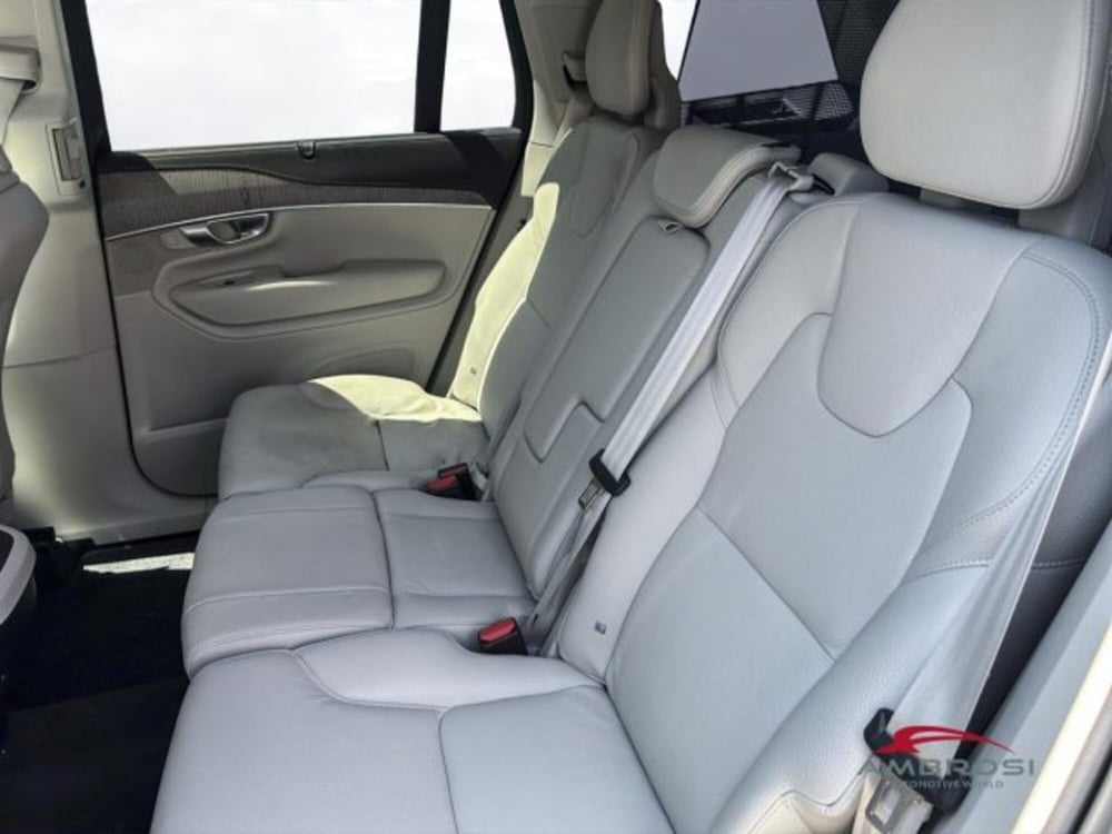 Volvo XC90 usata a Perugia (10)