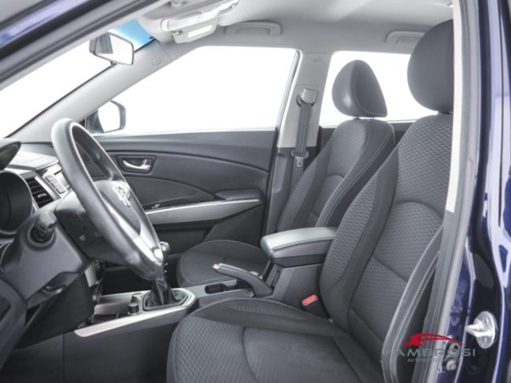 Ssangyong Tivoli usata a Perugia (9)