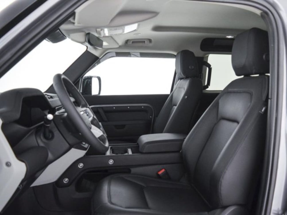 Land Rover Defender usata a Perugia (14)