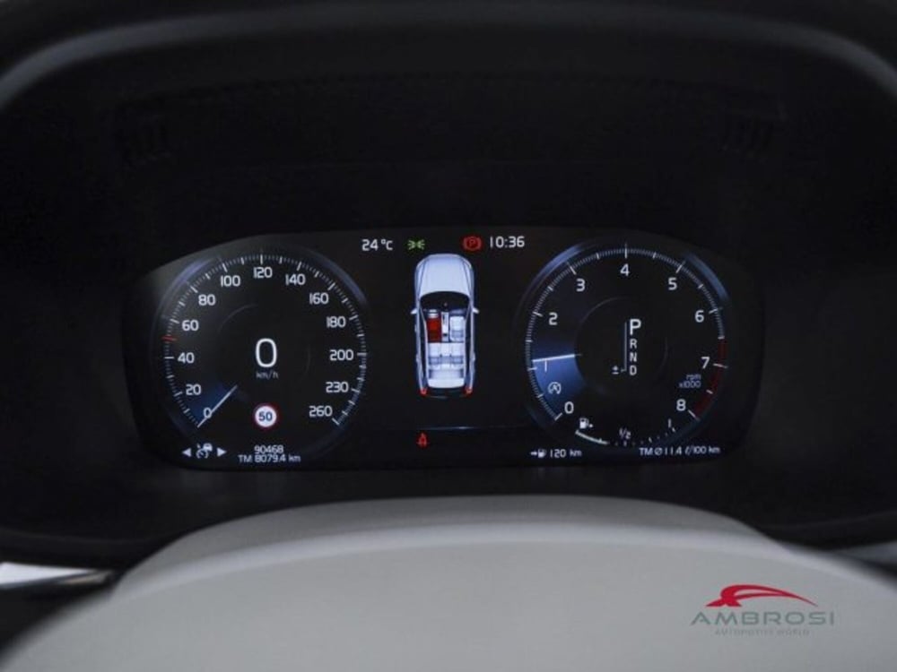 Volvo XC60 usata a Perugia (13)