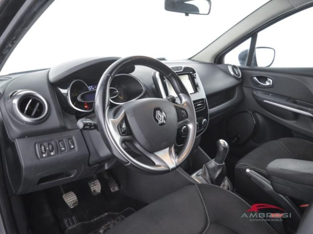Renault Clio usata a Perugia (8)