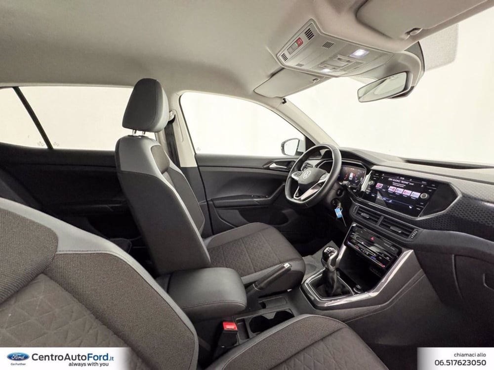 Volkswagen T-Cross usata a Roma (6)