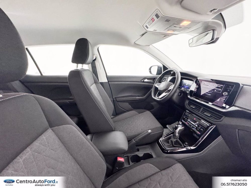 Volkswagen T-Cross usata a Roma (6)