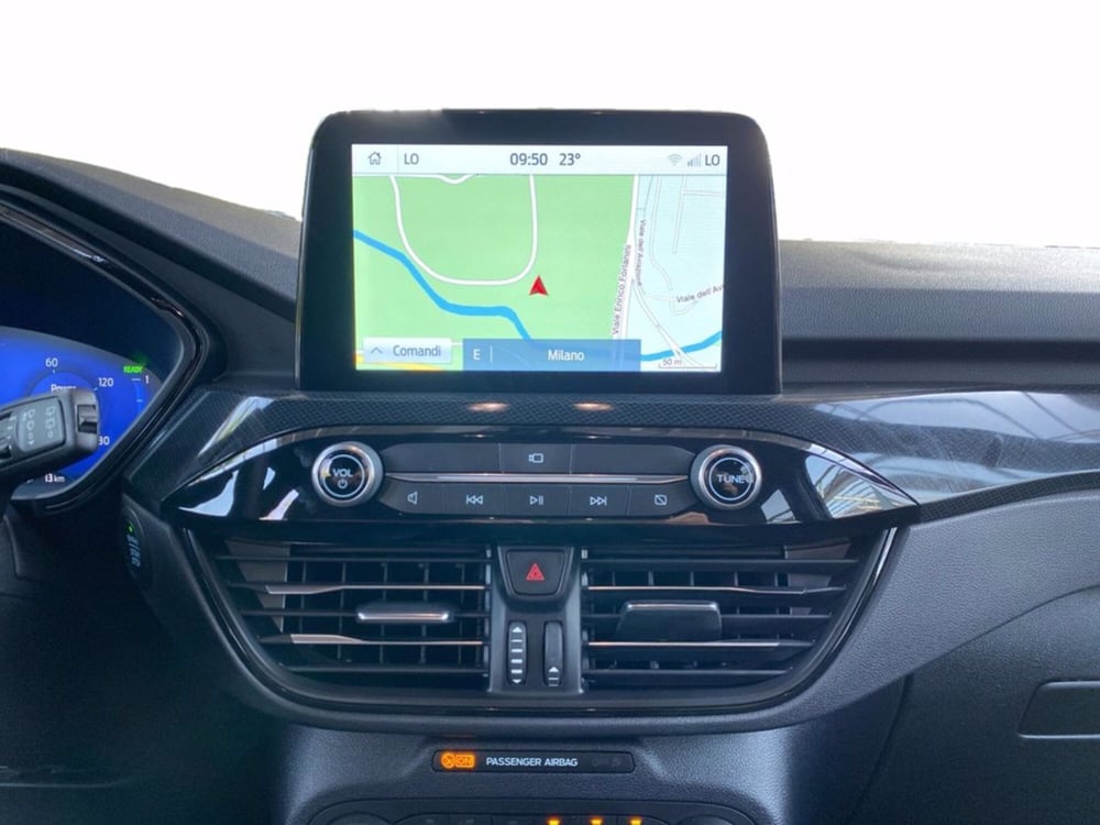 Ford Kuga usata a Milano (14)