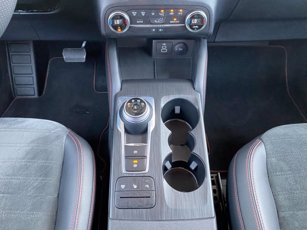 Ford Kuga usata a Milano (15)