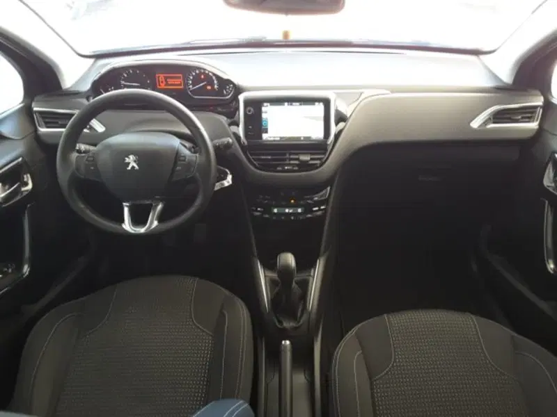 Peugeot 208 usata a Firenze (10)