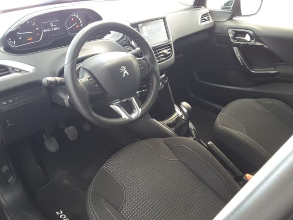 Peugeot 208 usata a Firenze (6)