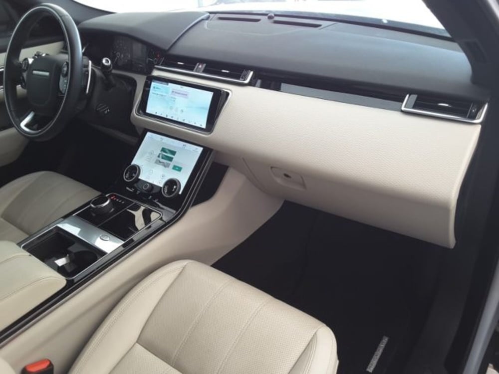 Land Rover Range Rover Velar usata a Firenze (9)
