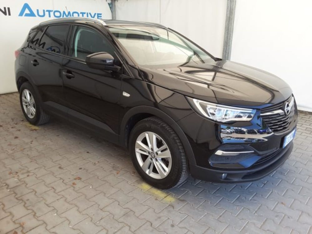 Opel Grandland X usata a Firenze (2)
