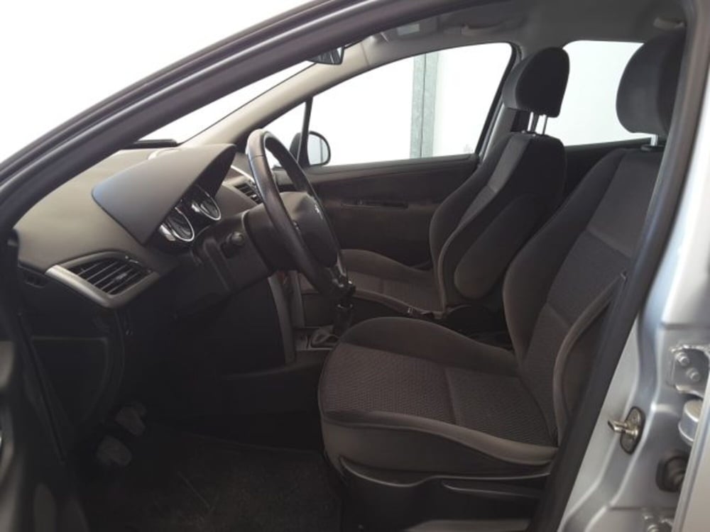 Peugeot 207 usata a Firenze (5)