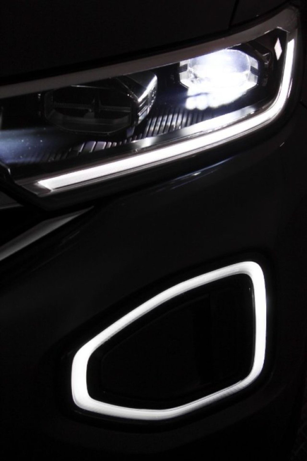 Volkswagen T-Roc usata a Novara (16)