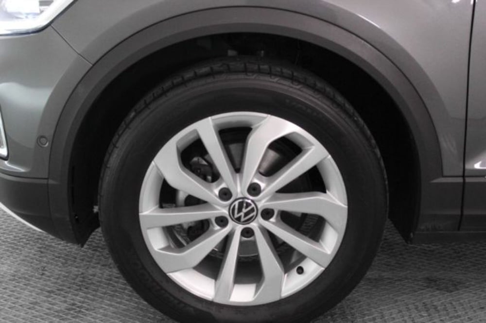Volkswagen T-Roc usata a Novara (17)
