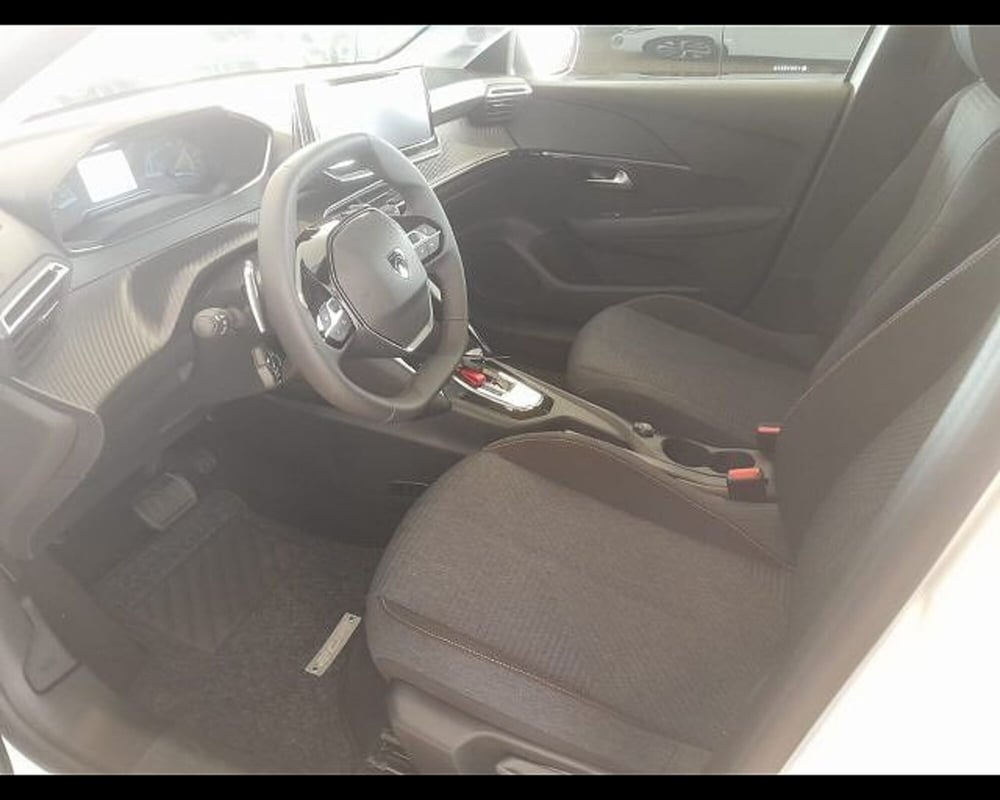 Peugeot 208 nuova a Alessandria (7)