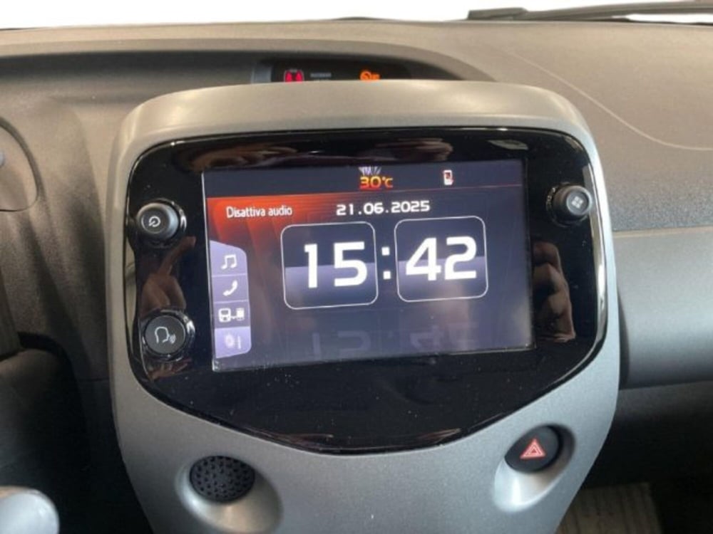 Toyota Aygo nuova a Vercelli (16)