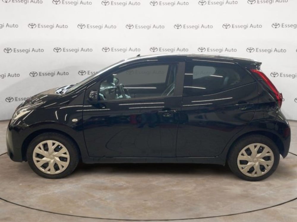 Toyota Aygo nuova a Vercelli (3)