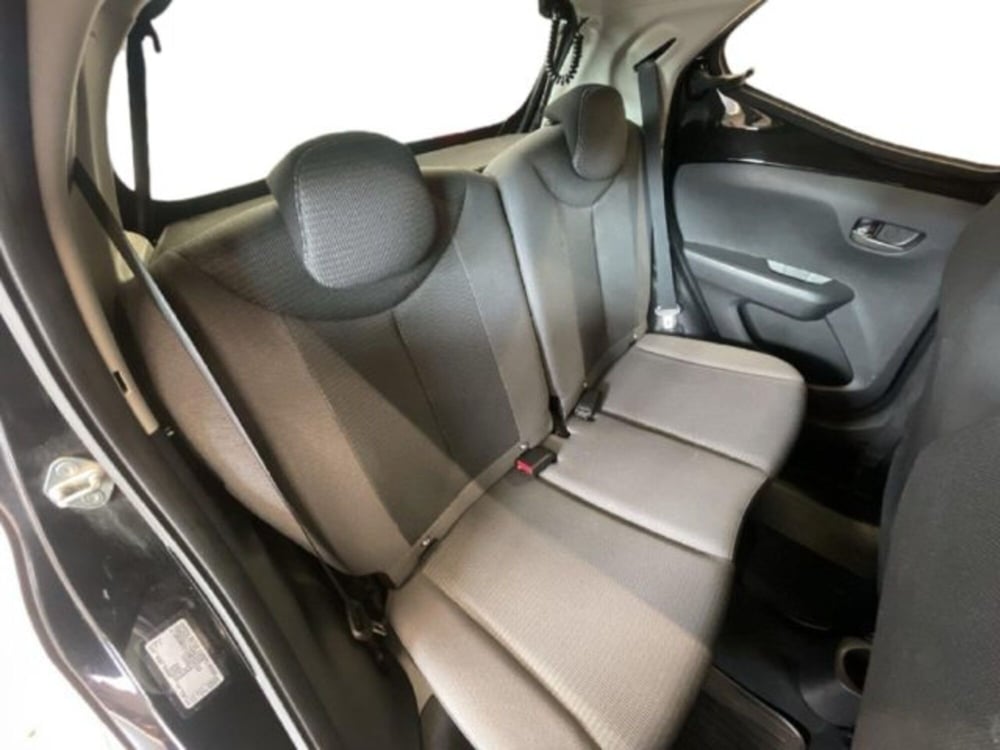 Toyota Aygo nuova a Vercelli (8)
