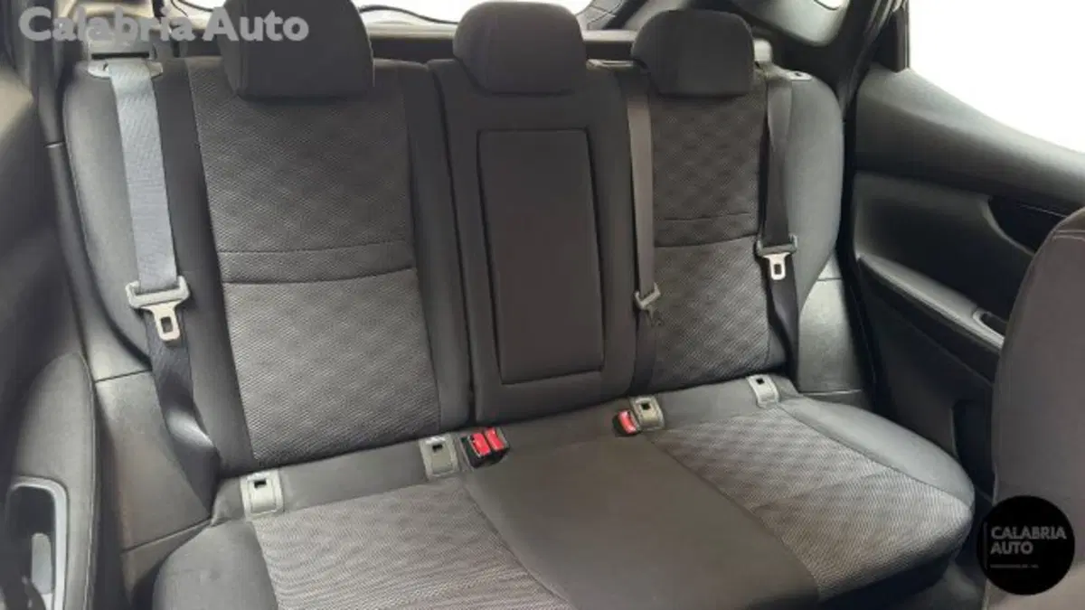 Nissan Qashqai usata a Reggio Calabria (14)